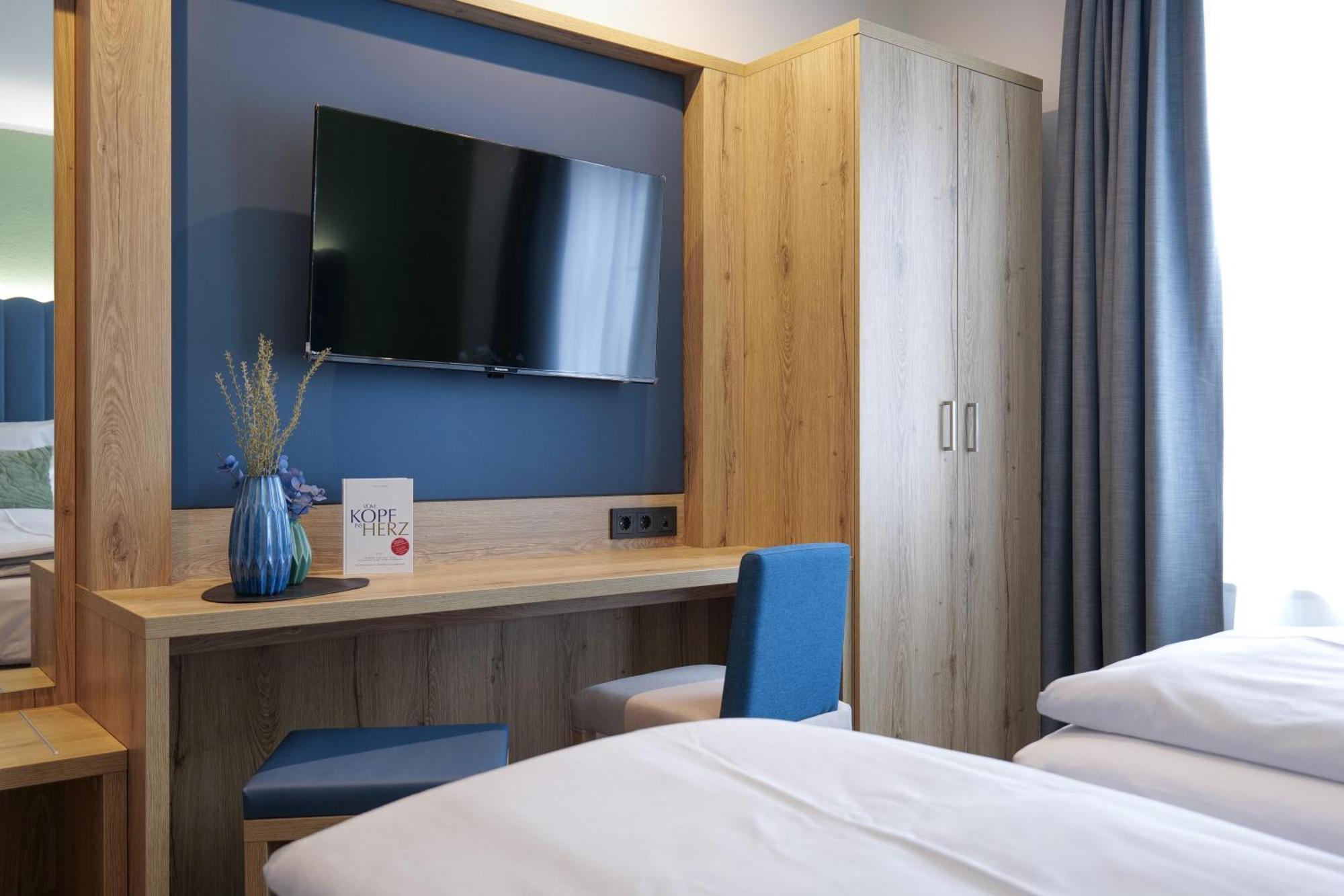 Reos Hotel Isny Isny im Allgäu Esterno foto