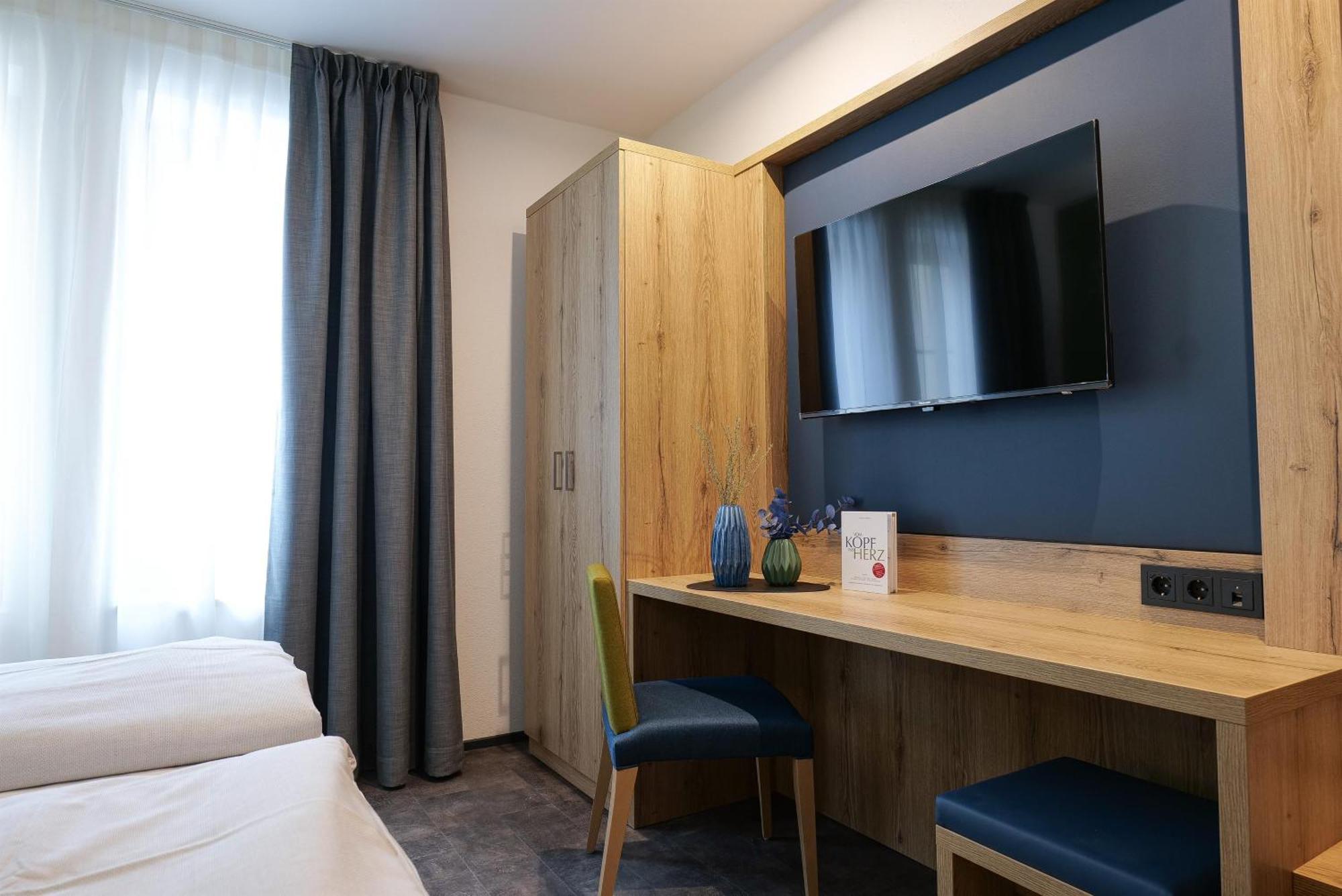 Reos Hotel Isny Isny im Allgäu Esterno foto
