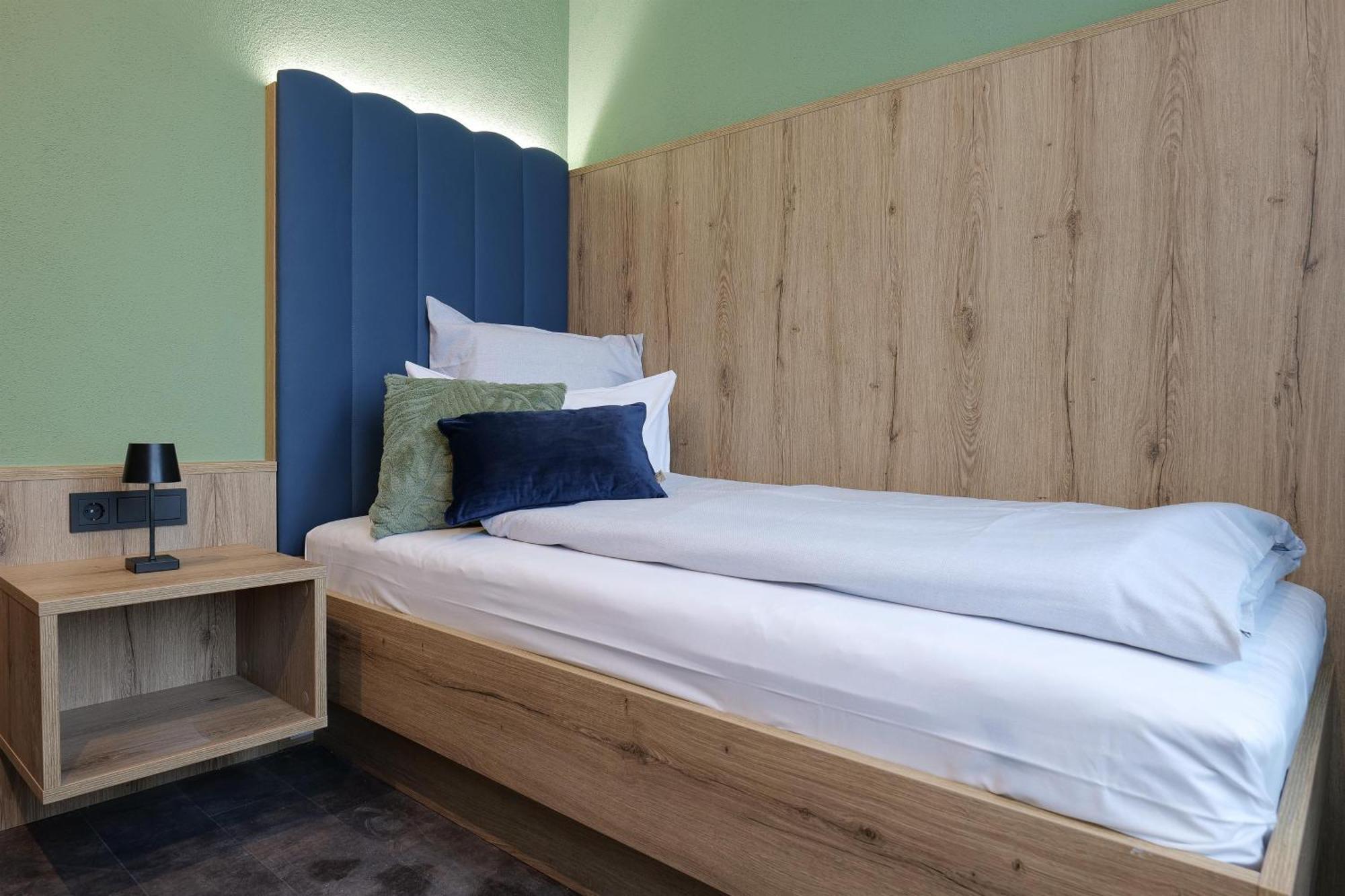Reos Hotel Isny Isny im Allgäu Esterno foto