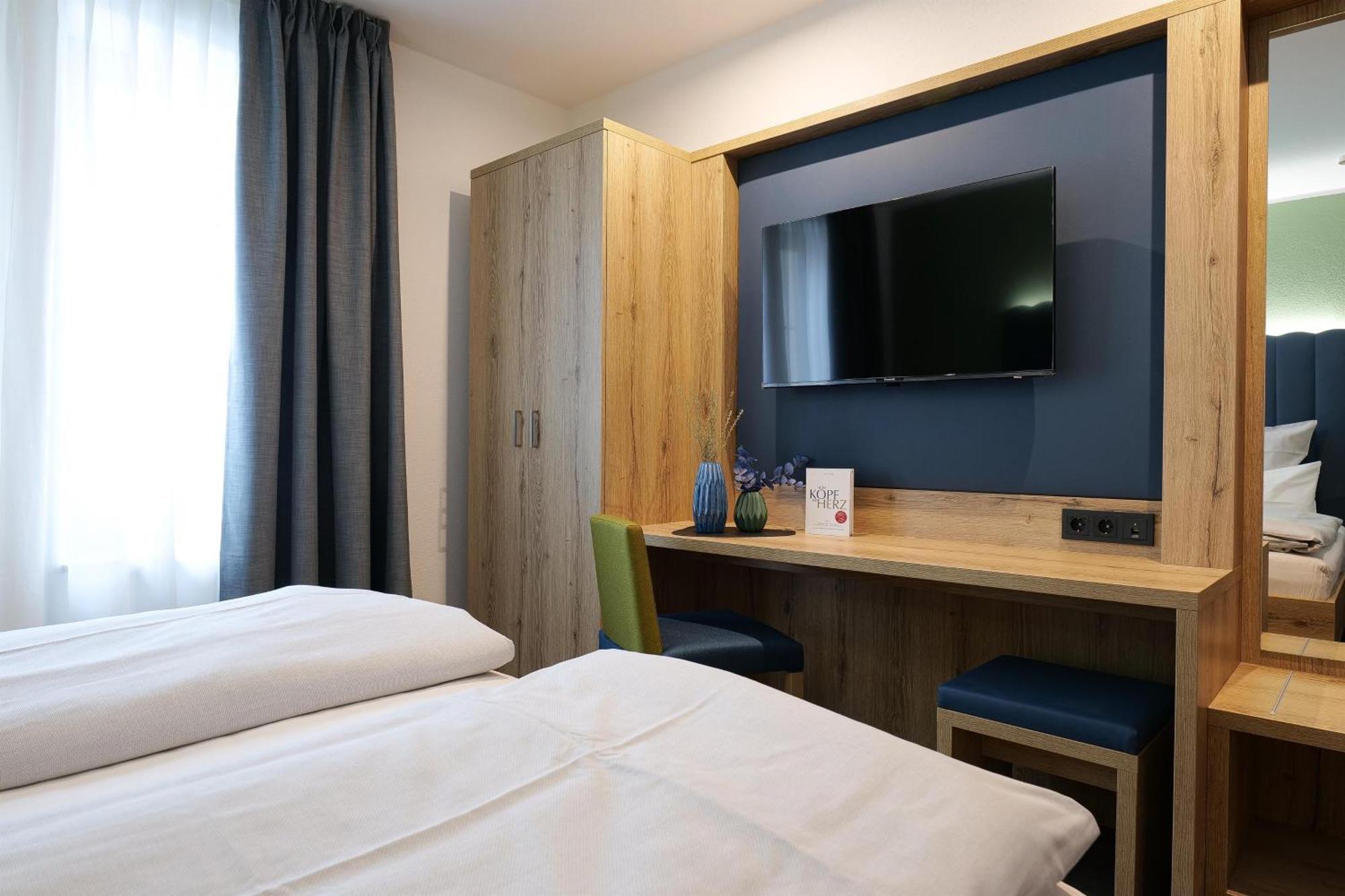 Reos Hotel Isny Isny im Allgäu Esterno foto